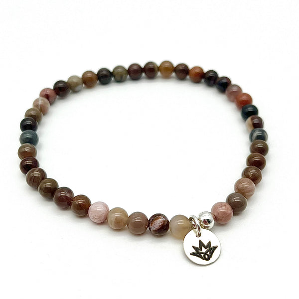 Armband aus versteinertem Holz