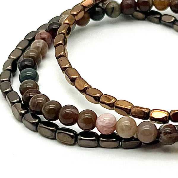 Armband aus versteinertem Holz