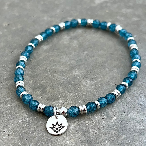 Edelsteinarmband aus „London-Blauem“ Topas