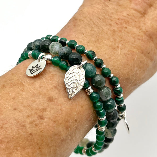 Perlenarmband aus Malachit Steinen