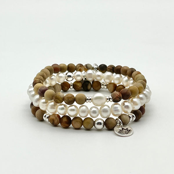 Armband aus versteinertem Holz