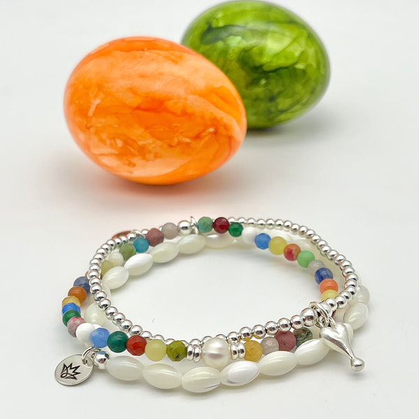 Buntes Edelsteinarmband mit Süßwasser-Zuchtperle „Colette“