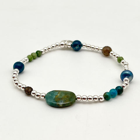 Kugelarmband aus 925 Silber und Edelsteinen