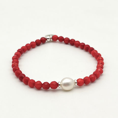 Armband aus Schaumkoralle und Süßwasserperle